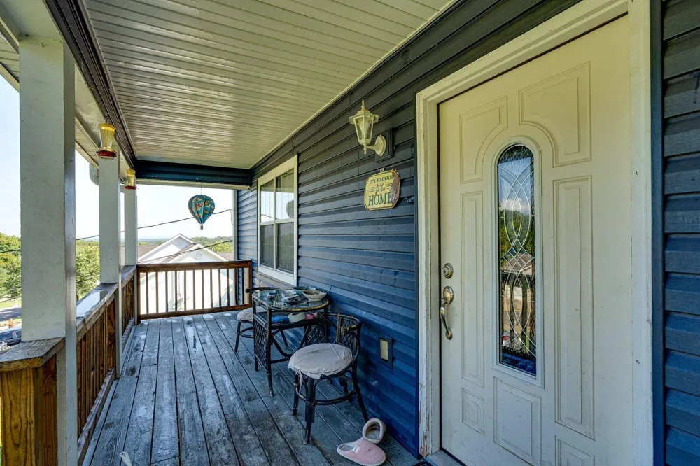 684 Debbie Lane Ringgold, GA 30736