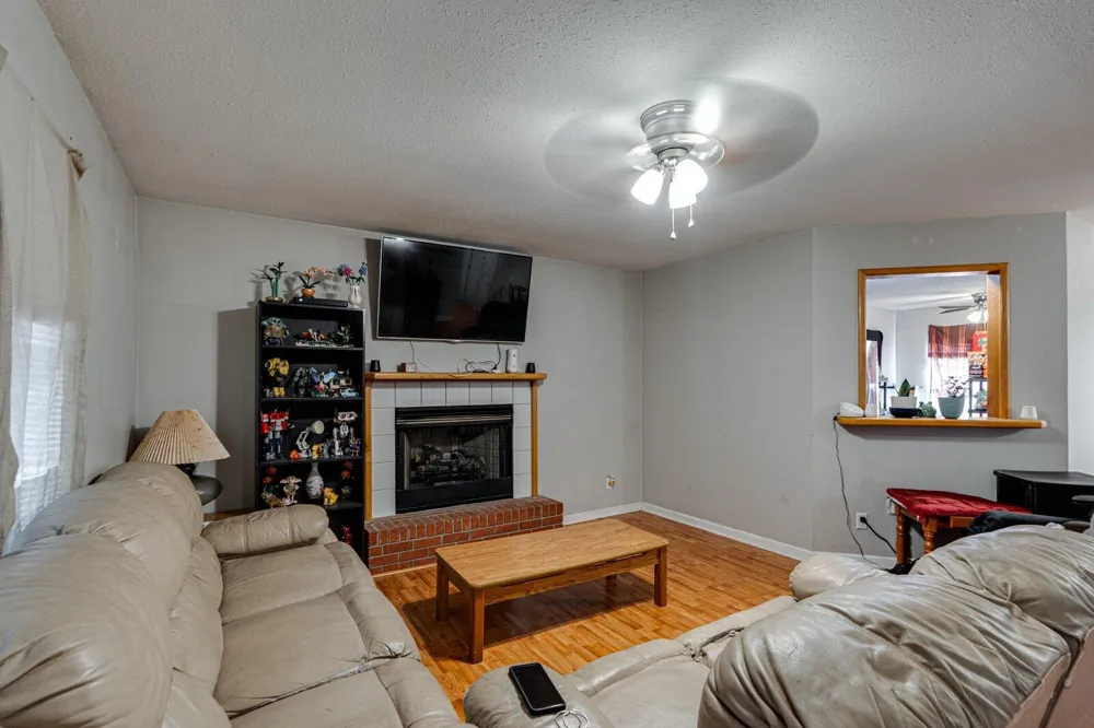 684 Debbie Lane Ringgold, GA 30736