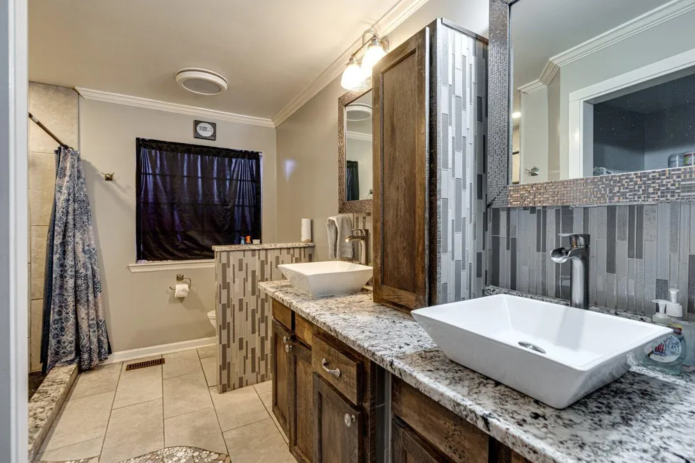 684 Debbie Lane Ringgold, GA 30736