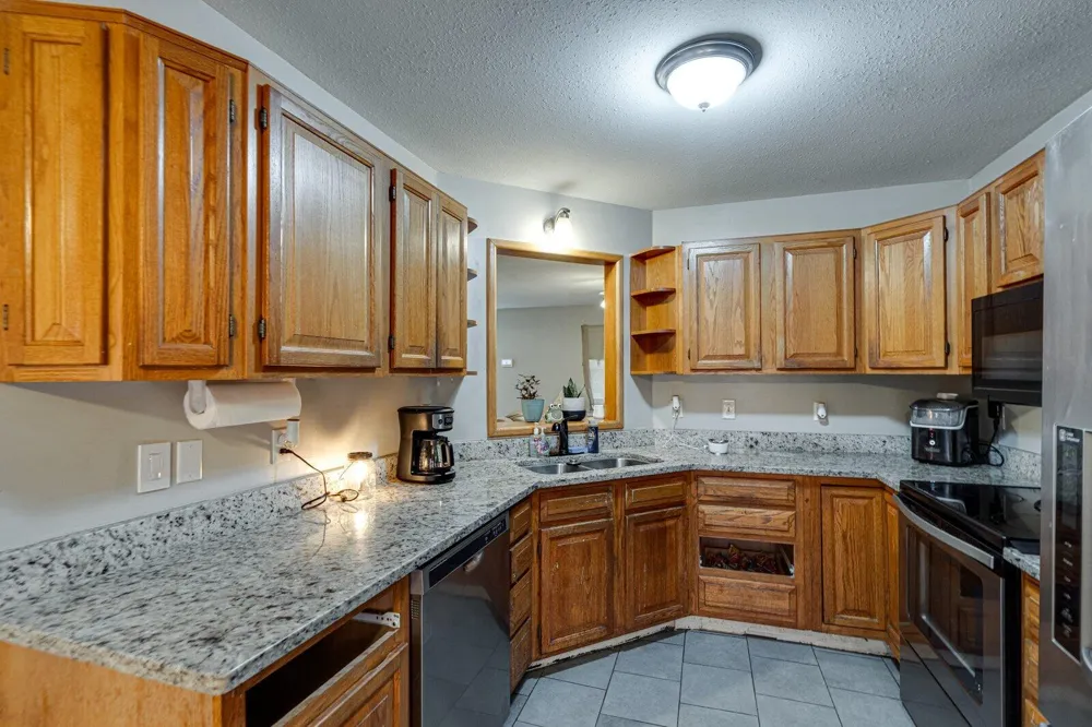 684 Debbie Lane Ringgold, GA 30736