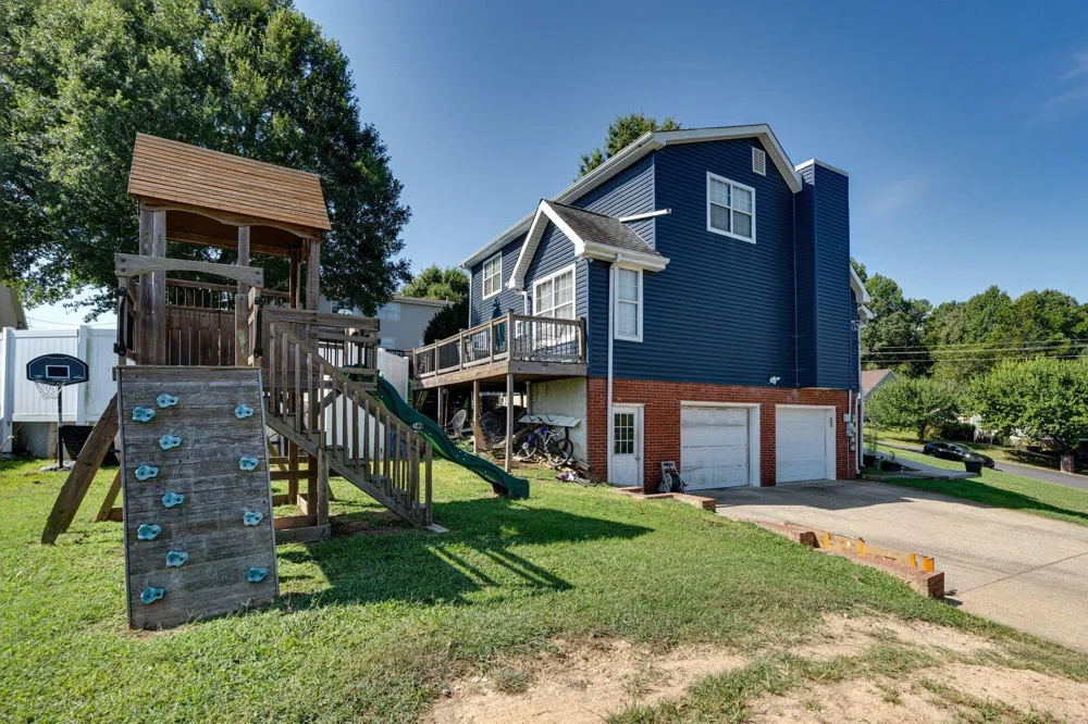 684 Debbie Lane Ringgold, GA 30736