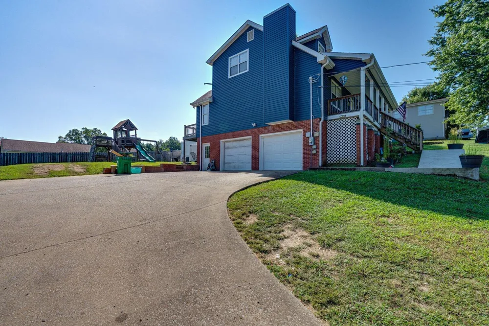 684 Debbie Lane Ringgold, GA 30736