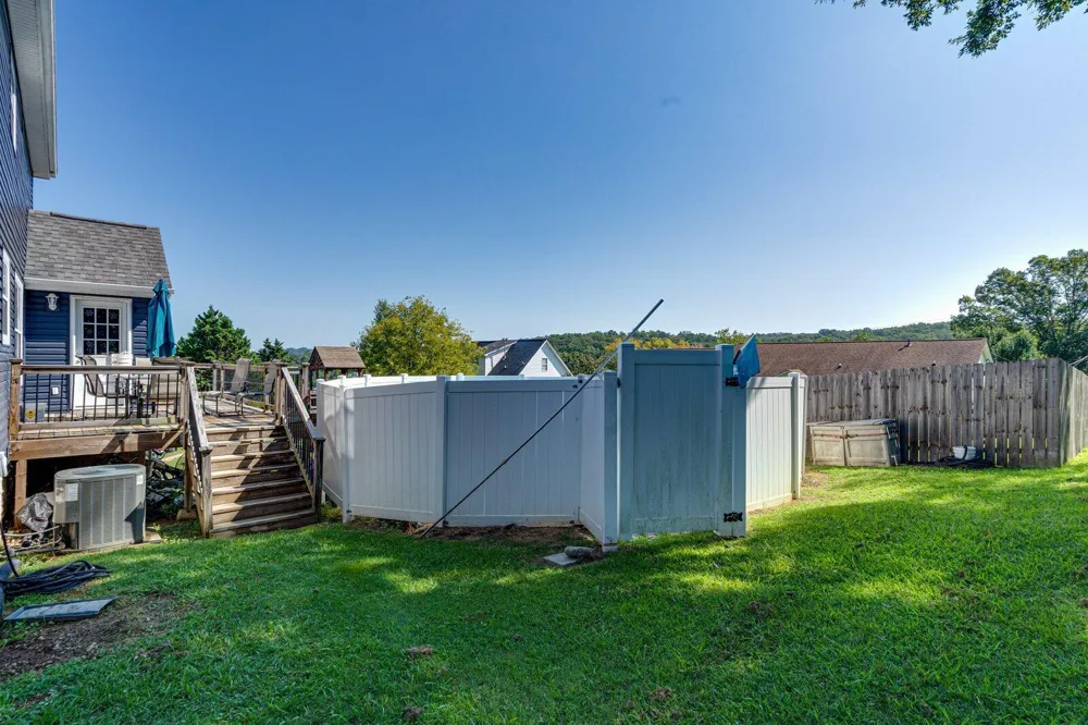 684 Debbie Lane Ringgold, GA 30736