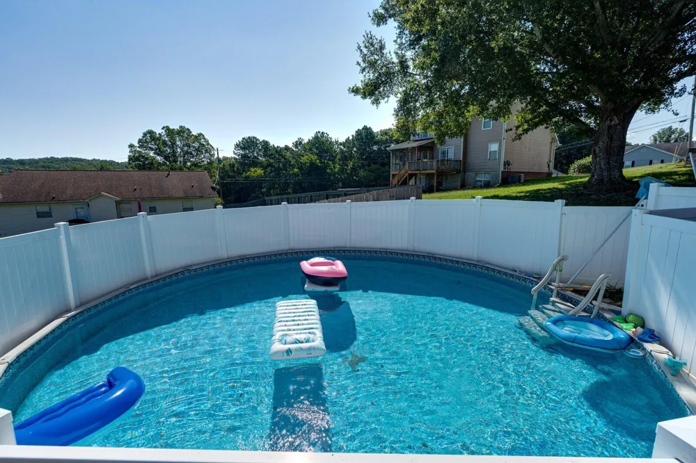 684 Debbie Lane Ringgold, GA 30736