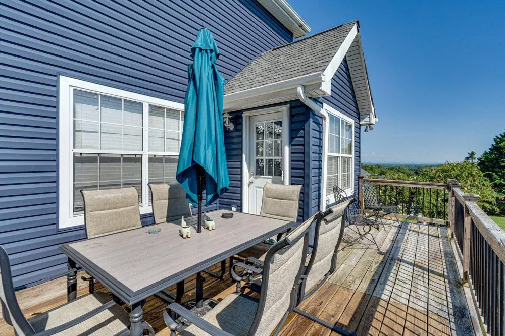 684 Debbie Lane Ringgold, GA 30736