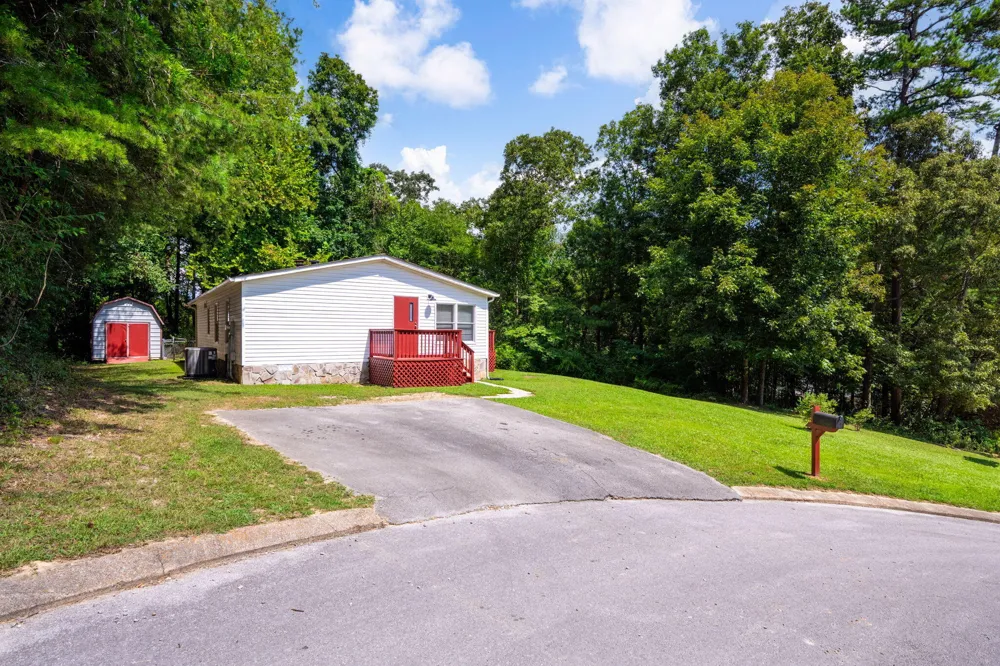 3004 Chase Drive Rossville, GA 30741