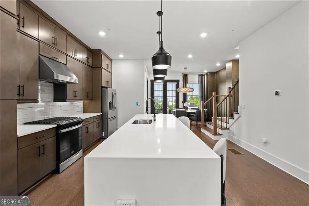1075 Robert Smalls WAY Atlanta, GA 30318