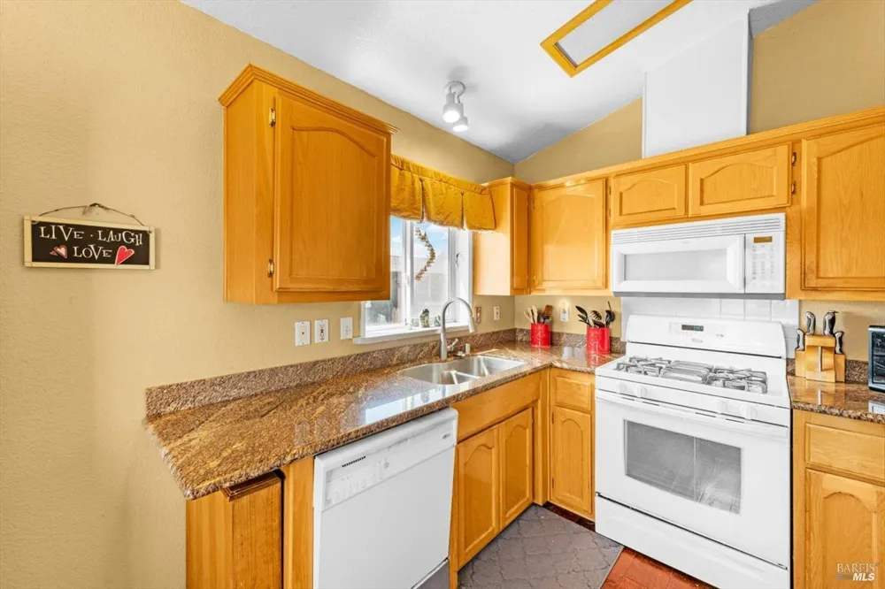 770 Lincoln Avenue ##23 Napa, CA 94558