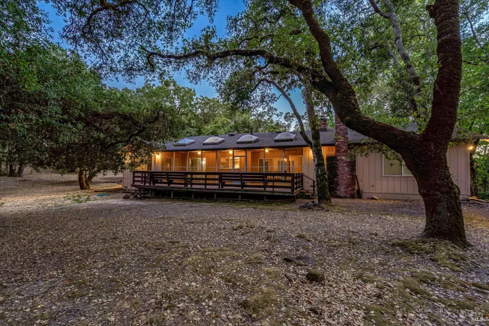 5439 Vista Grande Drive Santa Rosa, CA 95403