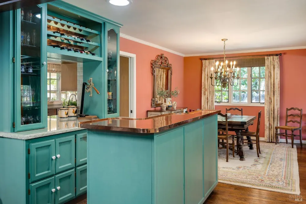 1660 Sylvaner Avenue St. Helena, CA 94574