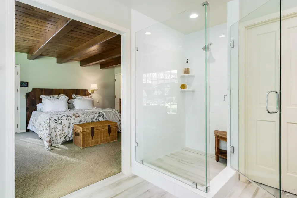 1660 Sylvaner Avenue St. Helena, CA 94574