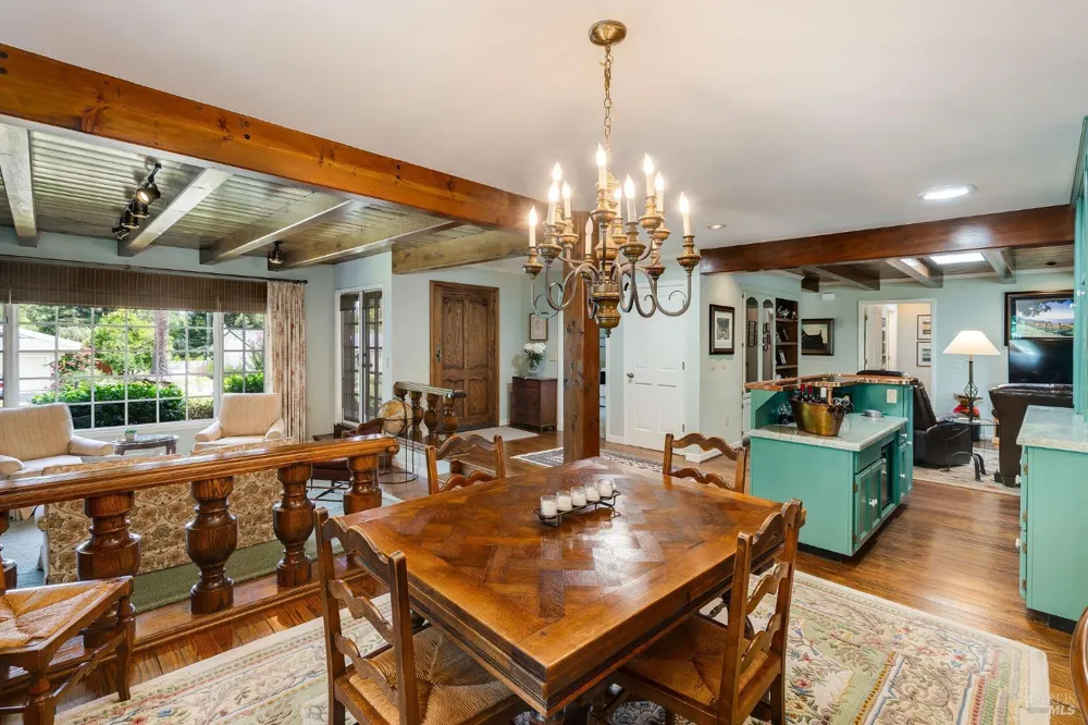 1660 Sylvaner Avenue St. Helena, CA 94574