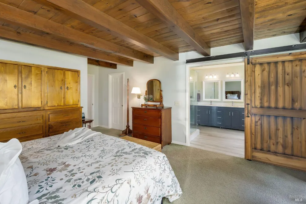 1660 Sylvaner Avenue St. Helena, CA 94574