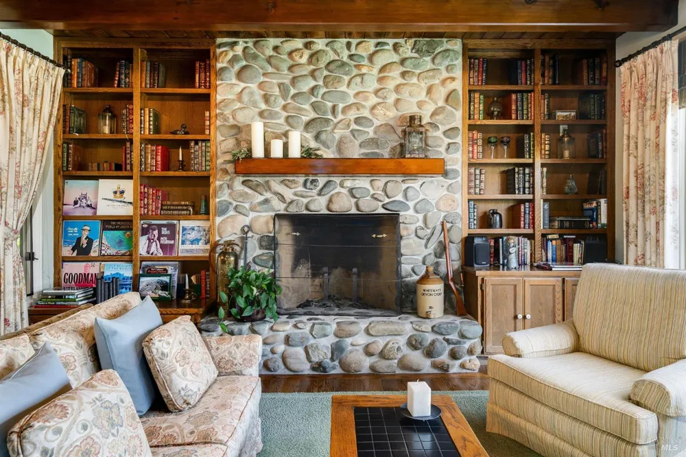 1660 Sylvaner Avenue St. Helena, CA 94574