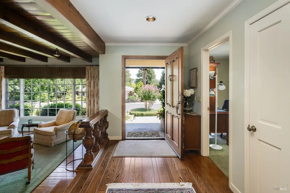 1660 Sylvaner Avenue St. Helena, CA 94574