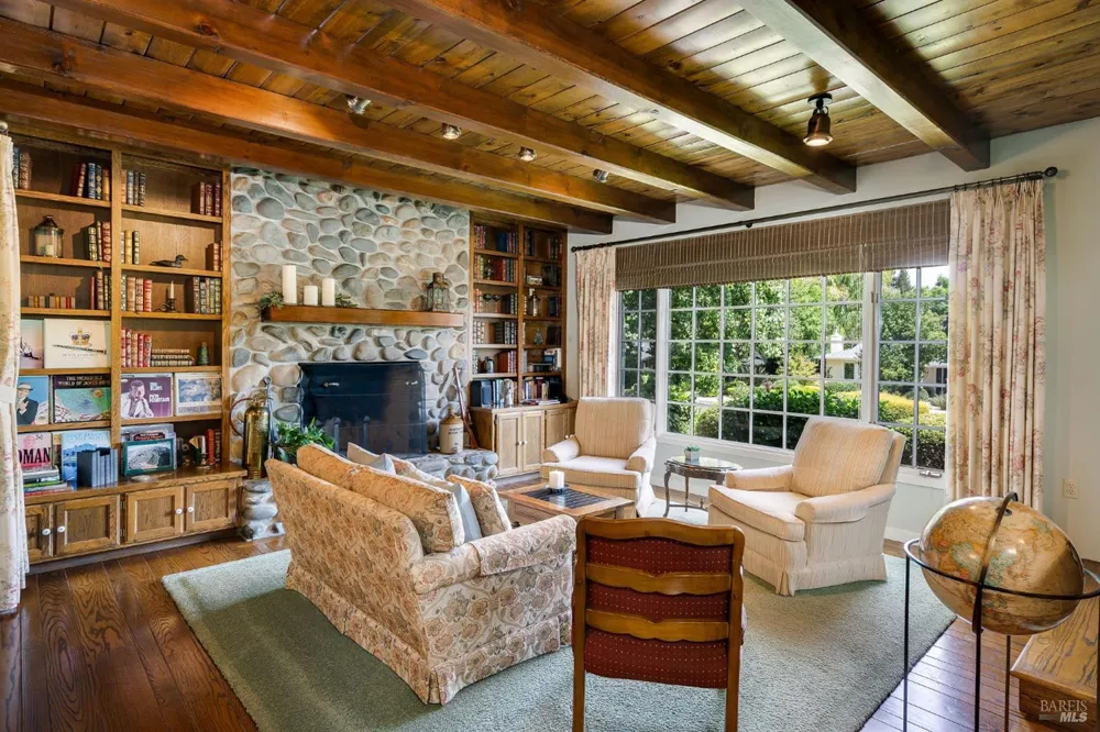 1660 Sylvaner Avenue St. Helena, CA 94574