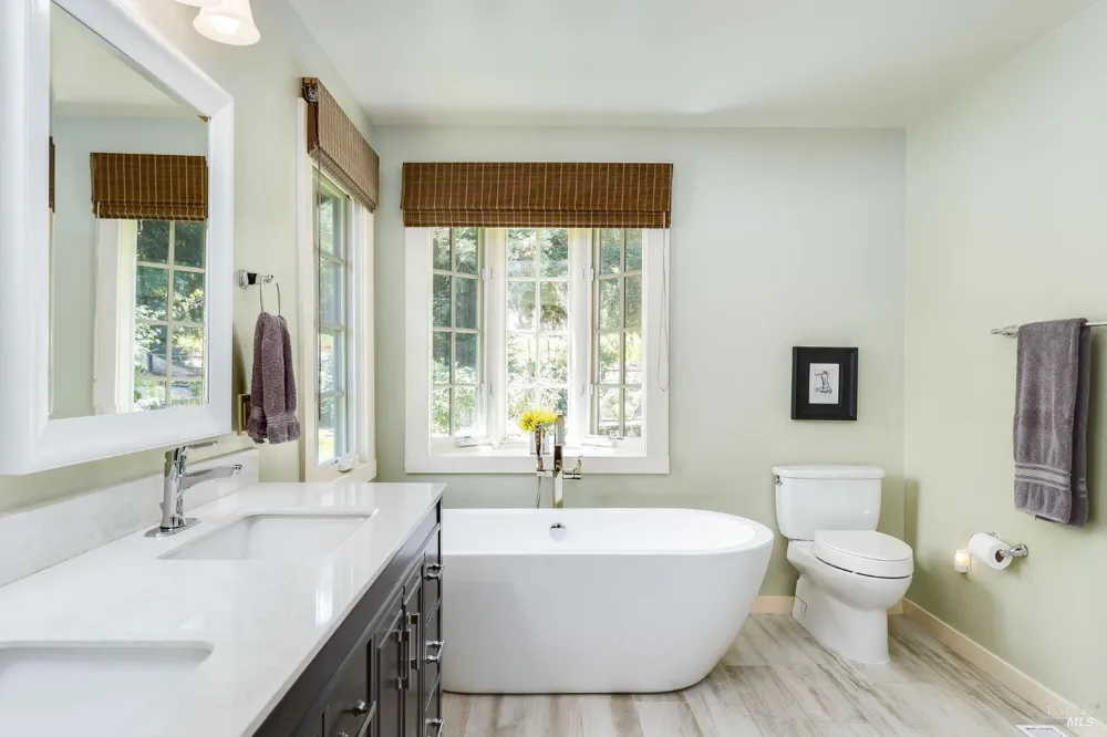 1660 Sylvaner Avenue St. Helena, CA 94574