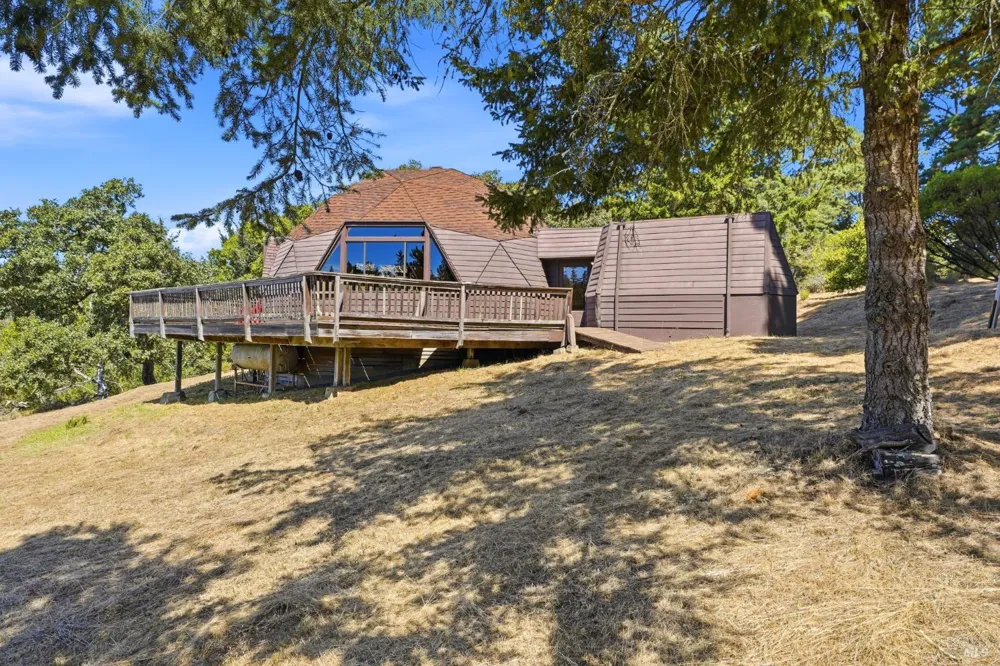10635 Barnett Valley Road Sebastopol, CA 95472