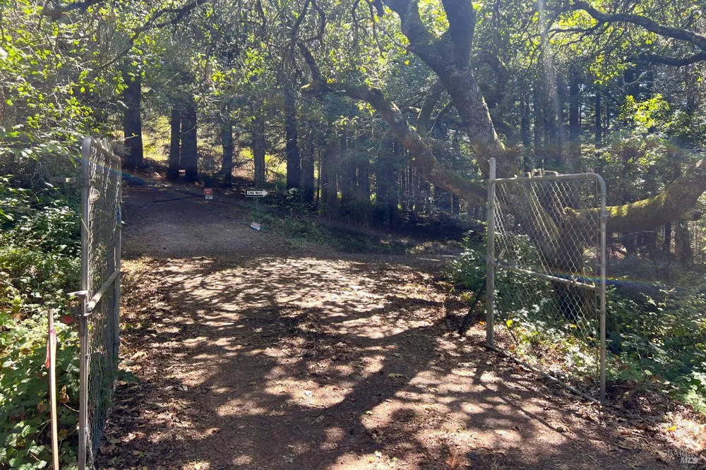 10635 Barnett Valley Road Sebastopol, CA 95472