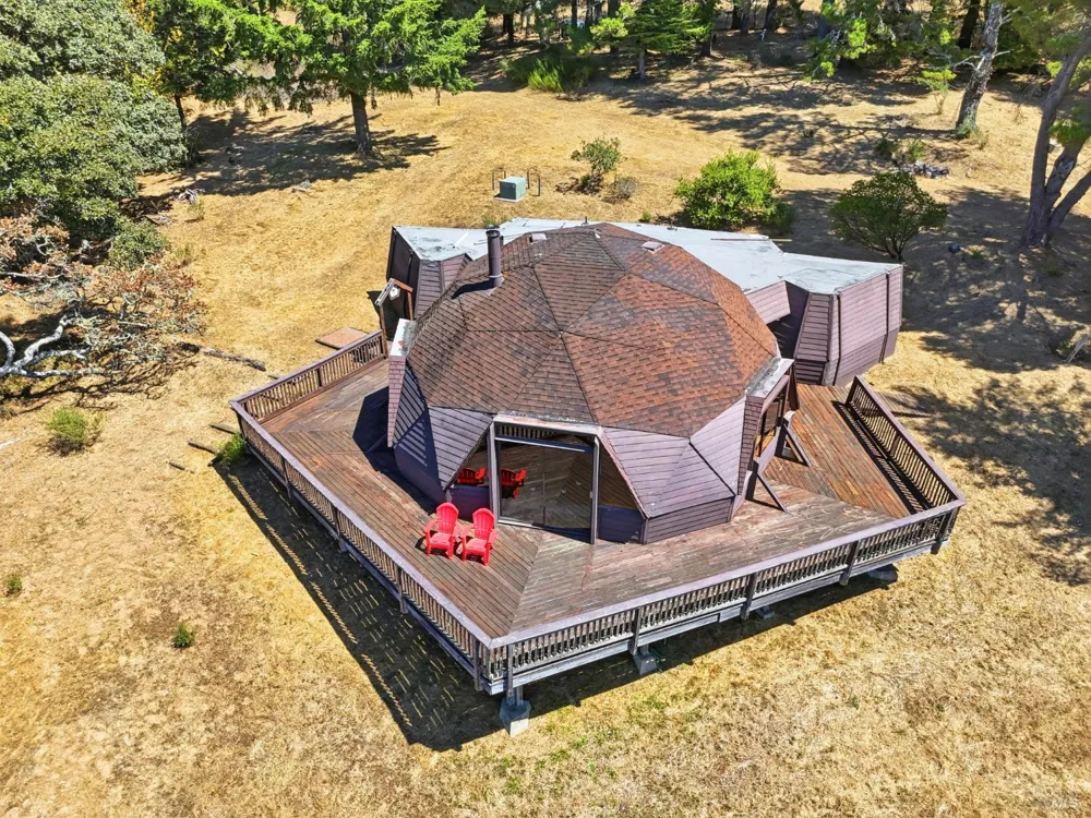 10635 Barnett Valley Road Sebastopol, CA 95472