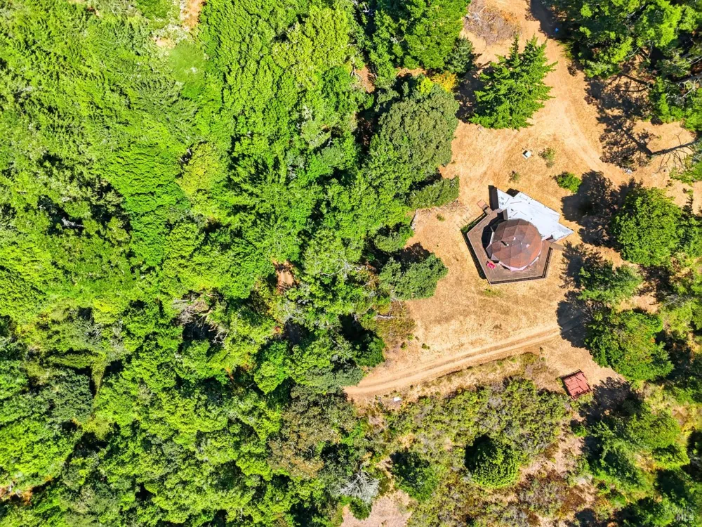 10635 Barnett Valley Road Sebastopol, CA 95472