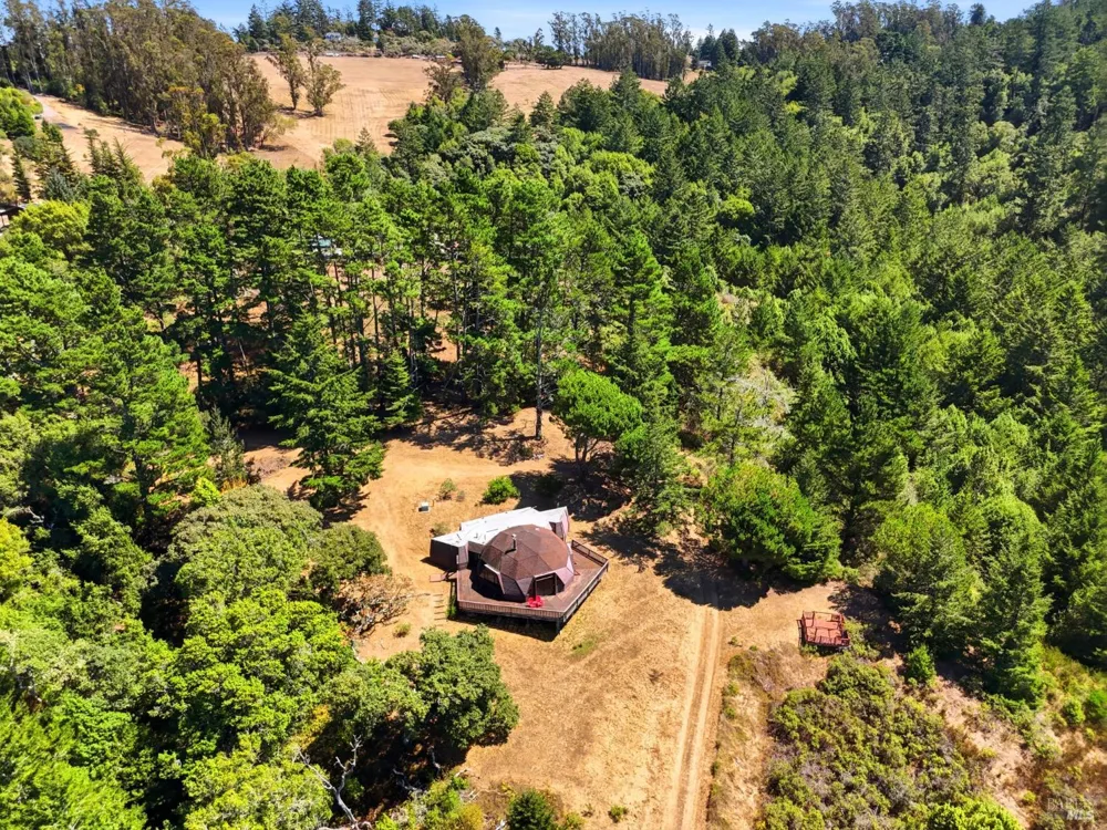 10635 Barnett Valley Road Sebastopol, CA 95472