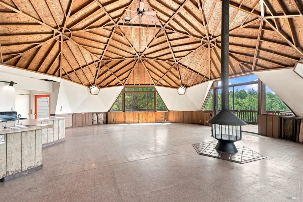 10635 Barnett Valley Road Sebastopol, CA 95472