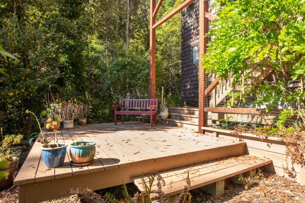 38120 Ocean Ridge Drive Gualala, CA 95445