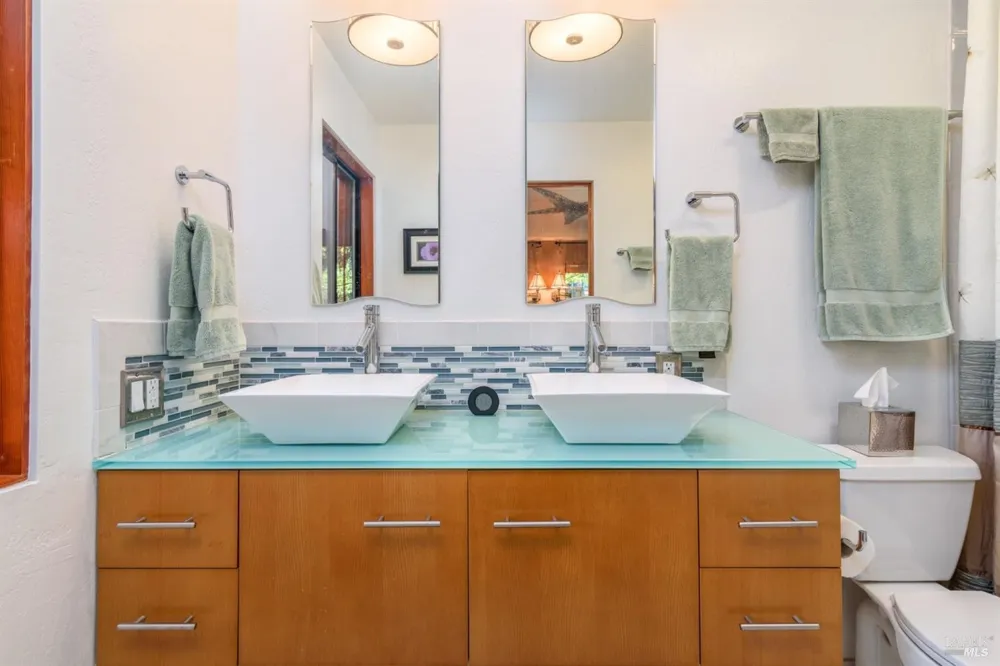 38120 Ocean Ridge Drive Gualala, CA 95445