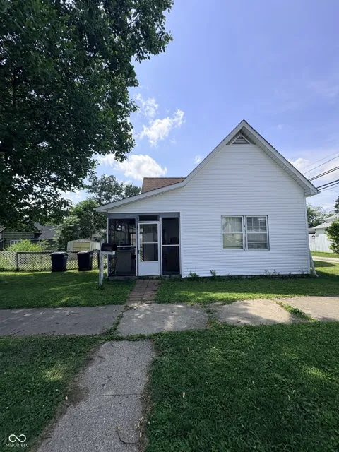 214 S 10th Street