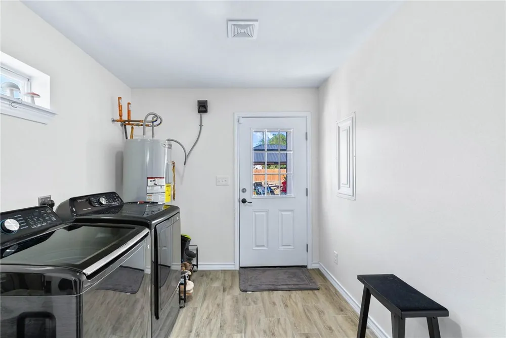 2510 Viola Avenue Corpus Christi, TX 78415