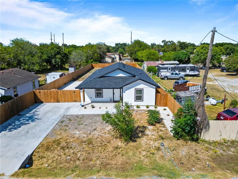 2510 Viola Avenue Corpus Christi, TX 78415