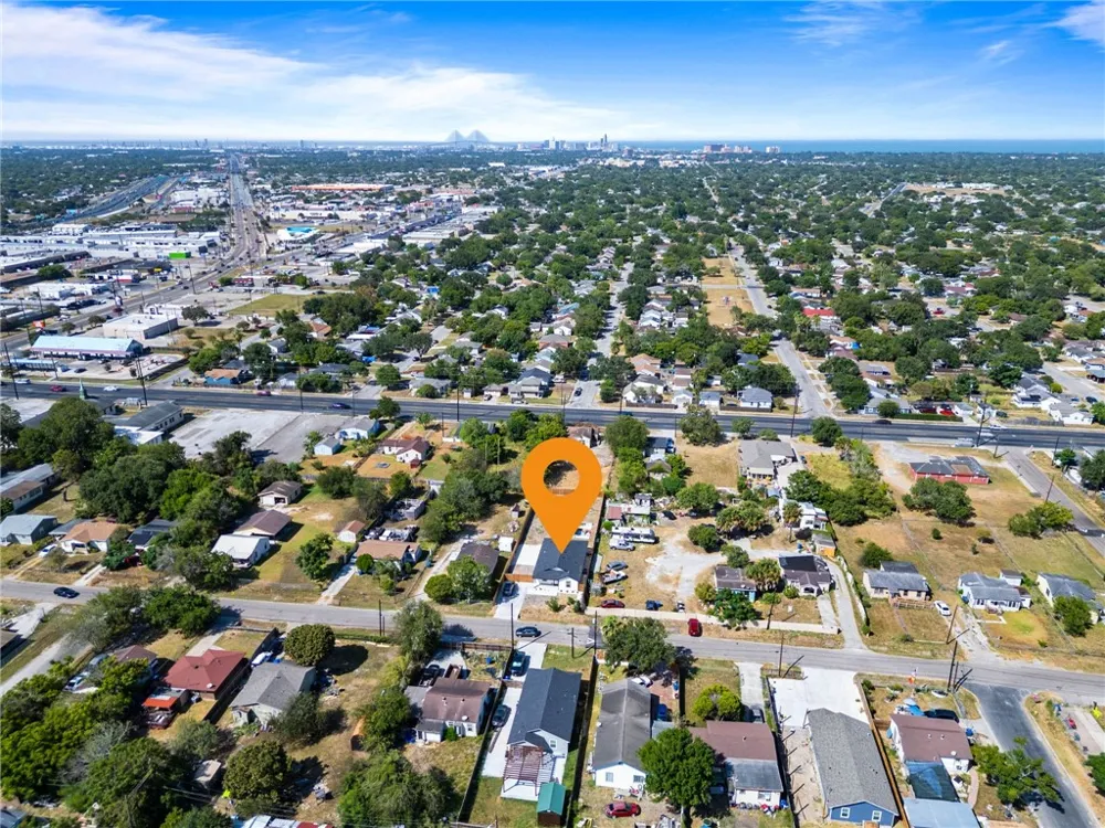 2510 Viola Avenue Corpus Christi, TX 78415