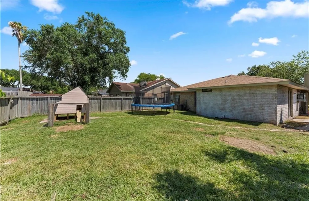 5337 Crossridge Drive Corpus Christi, TX 78413