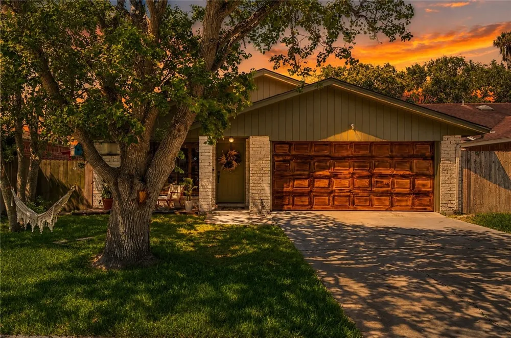 5337 Crossridge Drive Corpus Christi, TX 78413