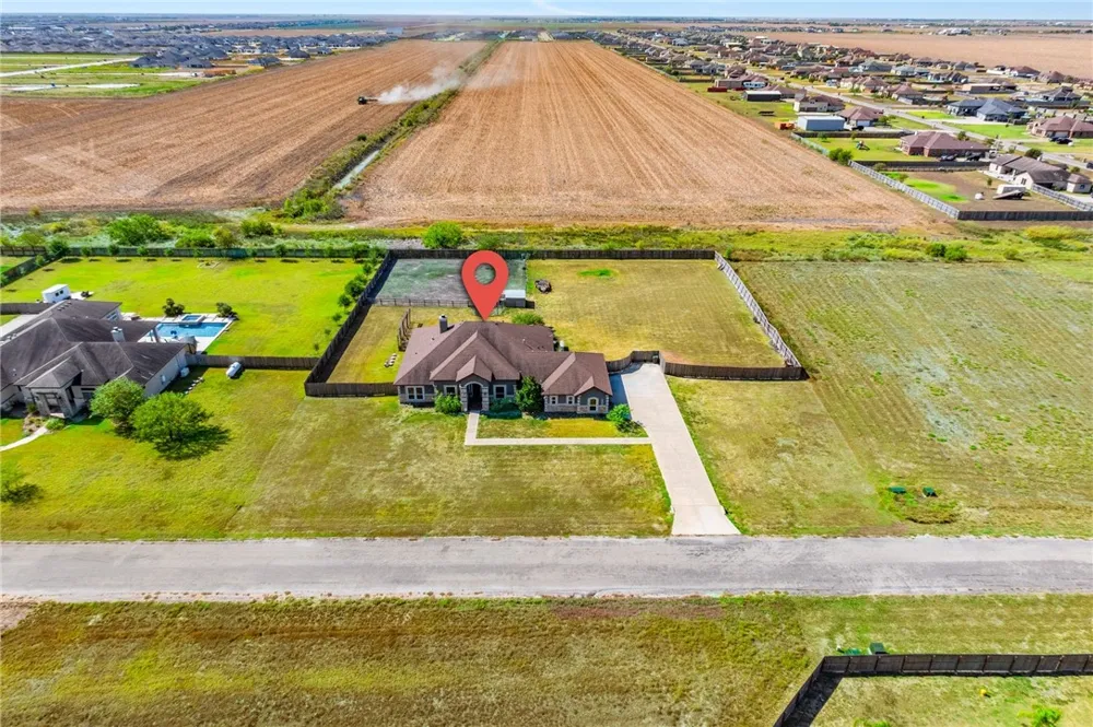 6718 Wesley Way Corpus Christi, TX 78415