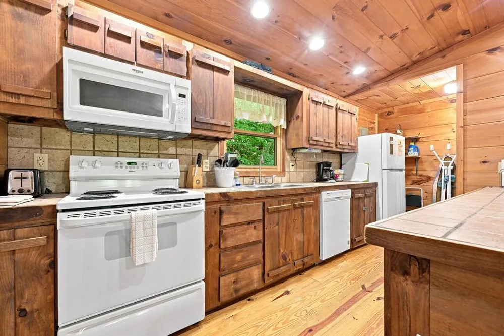 Rustys Ridge Bryson City, NC 28713