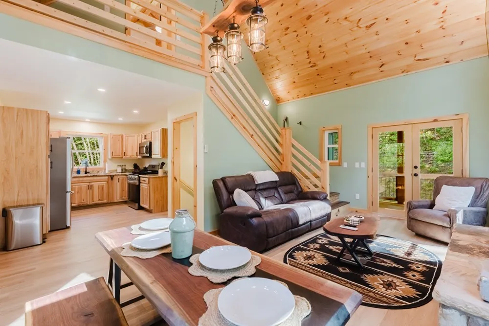 Golden Hawk Drive Bryson City, NC 28713