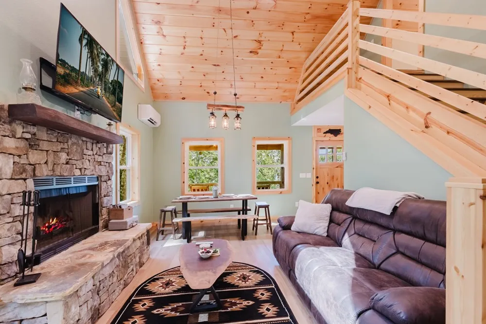 Golden Hawk Drive Bryson City, NC 28713