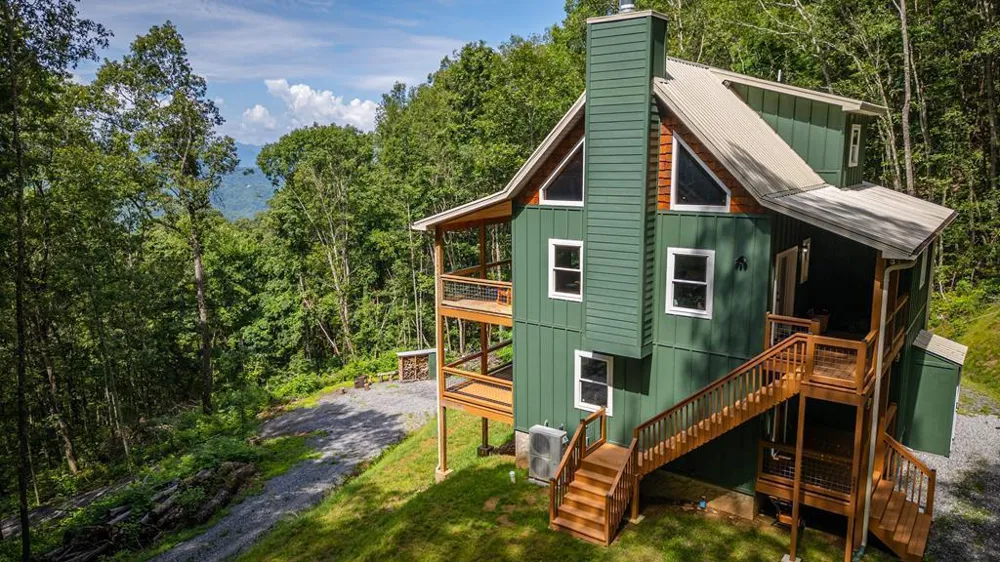 Golden Hawk Drive Bryson City, NC 28713