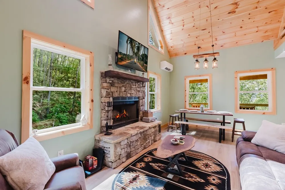 Golden Hawk Drive Bryson City, NC 28713