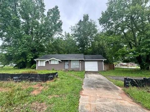 266 Valley Hill Road SE