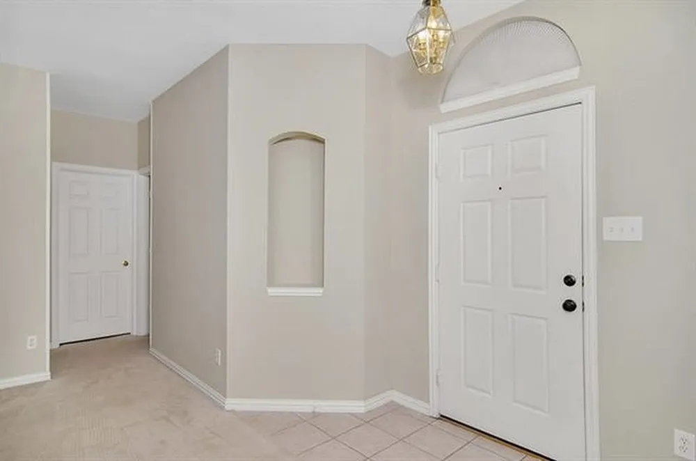 8409 Island Court Fort Worth, TX 76137