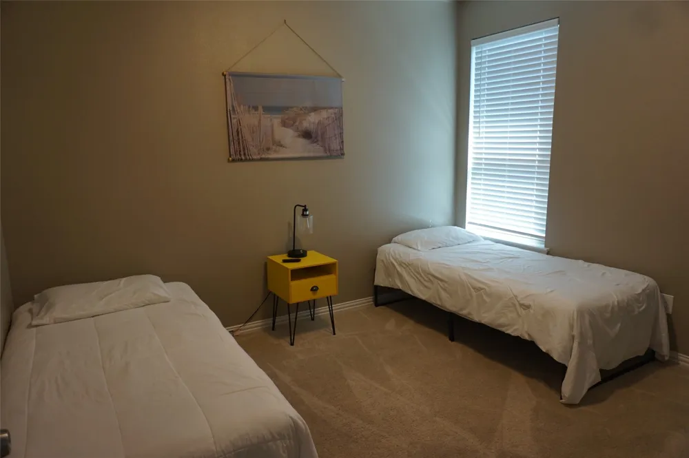 4819 Baldwin Street Dallas, TX 75210