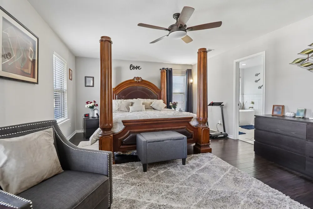 716 Snowy Orchid Lane DeSoto, TX 75115