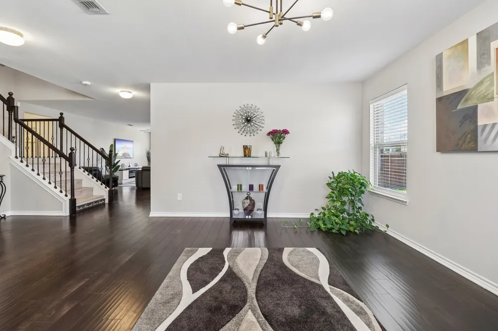 716 Snowy Orchid Lane DeSoto, TX 75115