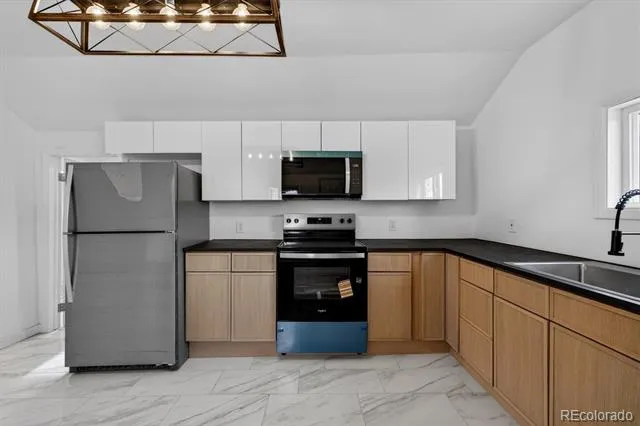 137 Hazel Court Denver, CO 80219