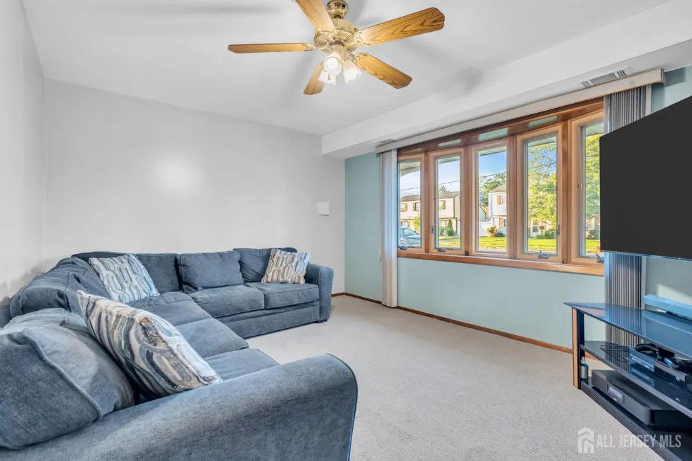 140 Camelot Drive Port Reading, NJ 07064