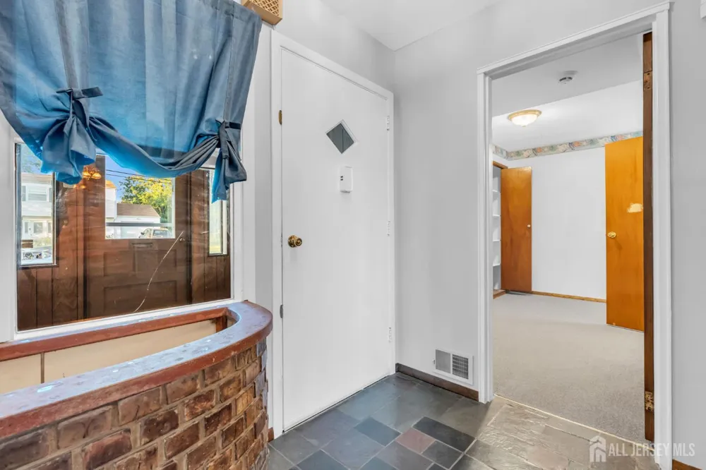 140 Camelot Drive Port Reading, NJ 07064