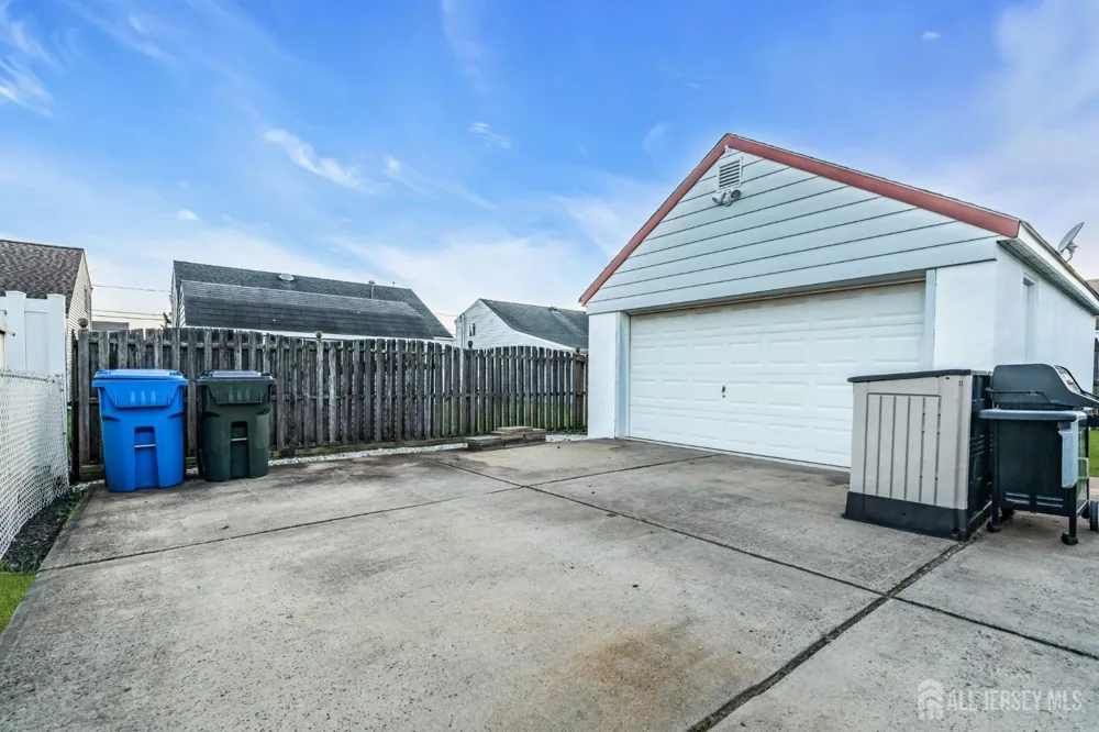 140 Camelot Drive Port Reading, NJ 07064